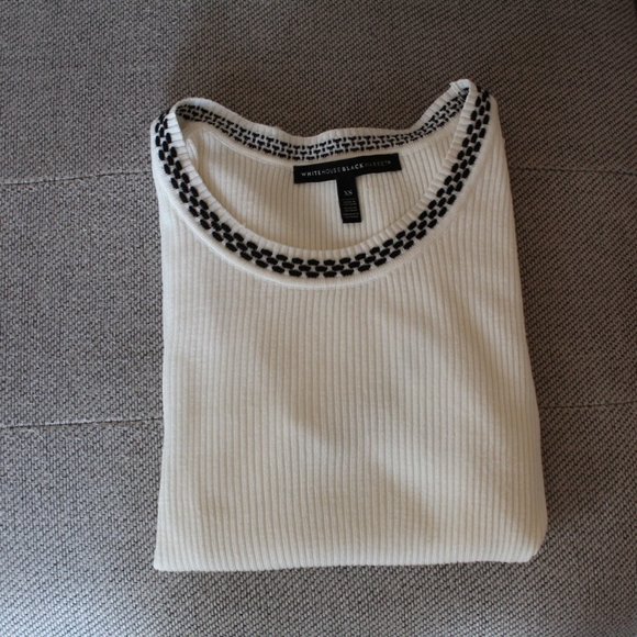 WHBM short sleeve sweater top - Picture 5 of 5